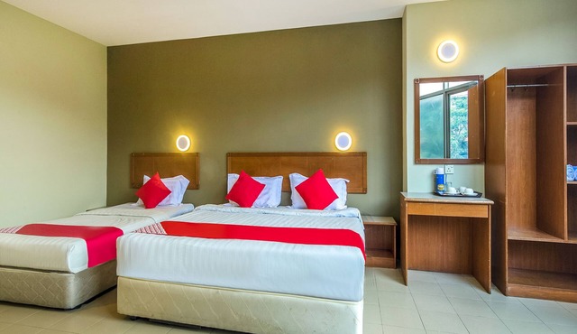 Super OYO 828 Comfort Hotel Shah Alam