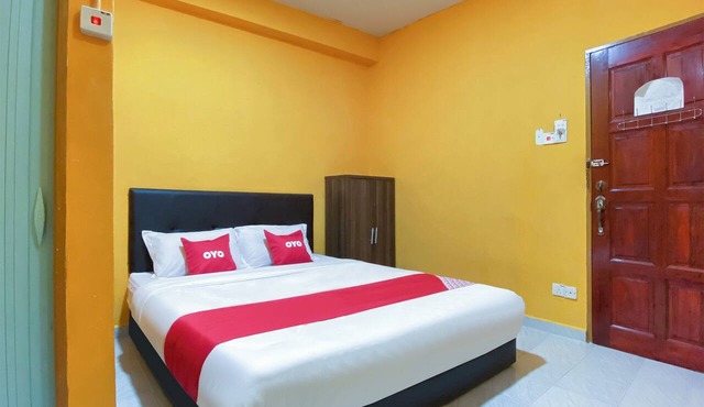 Super OYO 90039 Coop Hotel Kangar in Kangar