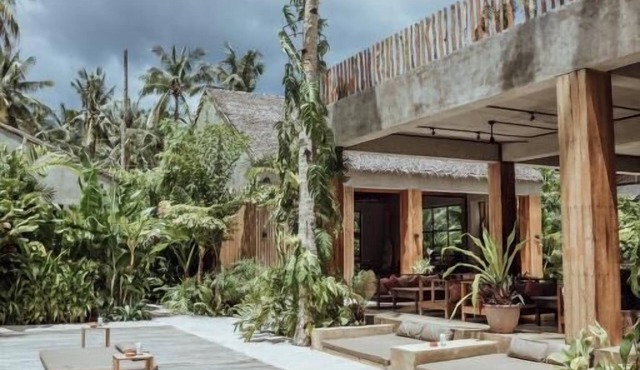 Surfing Temple Boutique Hotel