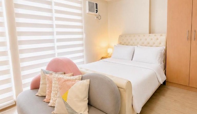 The Palladium - Modern Executive Studio in Iloilo