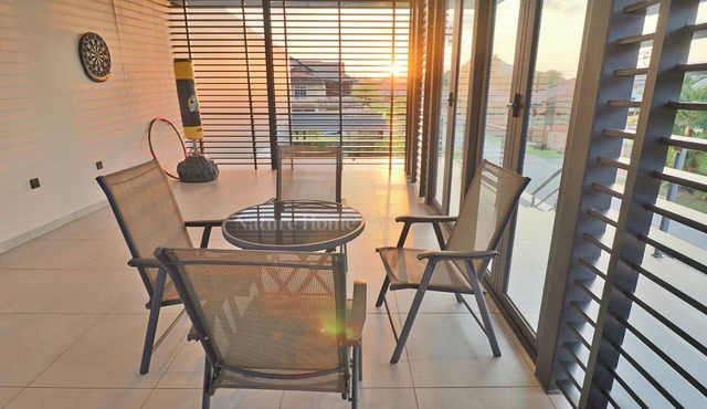 The Summer Villa by Nature Home