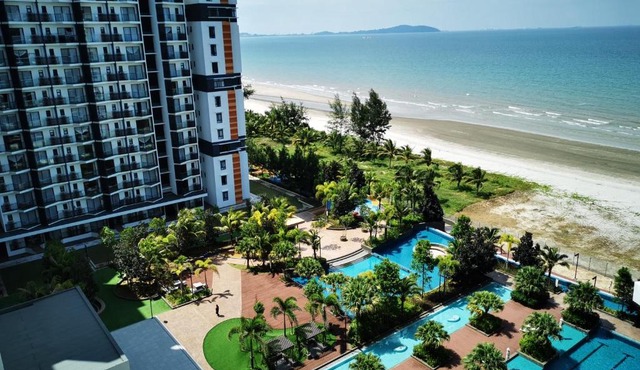 TIMURBAY SEAFRONT RESIDENCE by L'amour Home in Kuantan