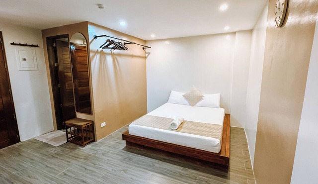 Tiwis Travellers Inn in Puerto Princesa