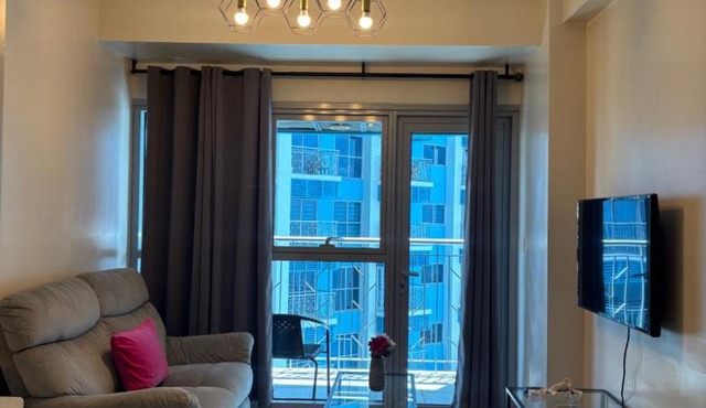 Top Floor Best View Bayshore Residential Resort 2 in Manila