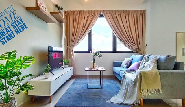 Unique Home Encorp Strand Mall Alpha IVF 4Pax