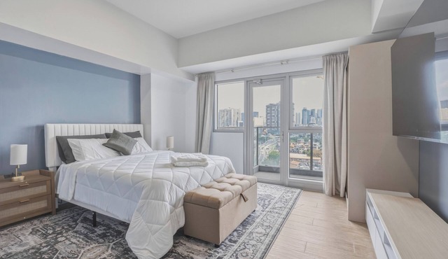 Uptown Arts BGC Studio Unit in Taguig