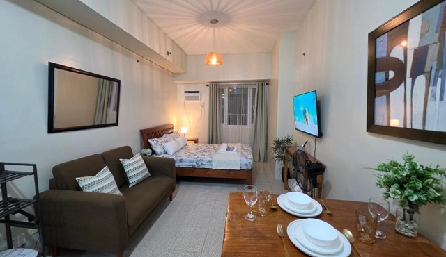 Urban Bloom Suite in Manila