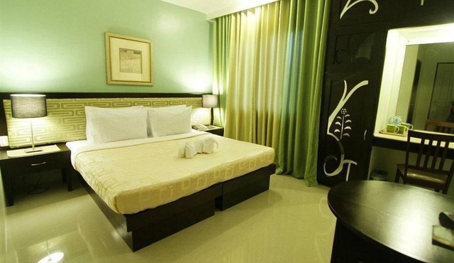 Urban Manor Hotel in Roxas City