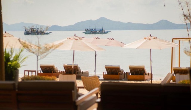 Ursula Beach Club in El Nido