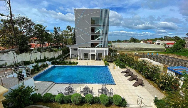 Viewpark Hotel Tagaytay