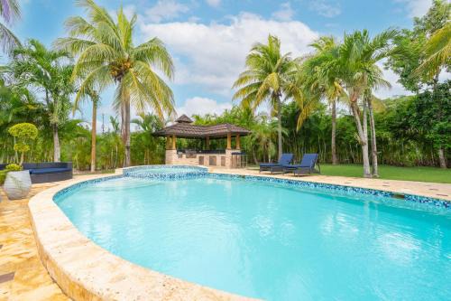 Villa en Juan Dolio Piscina privada y Gazebo in Juan Dolio