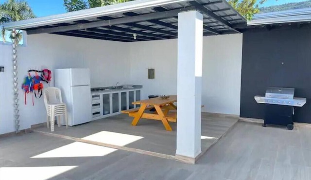 Villa Ferrer 1/Pool/Jacuzzi/Mountain View in Villa Hermosa