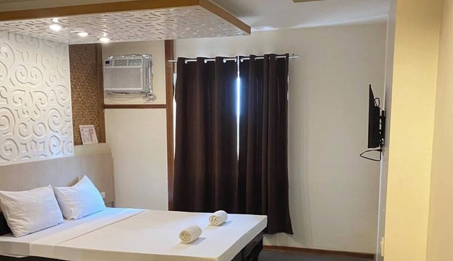 Villa Rosita Hotel Naga City in Naga