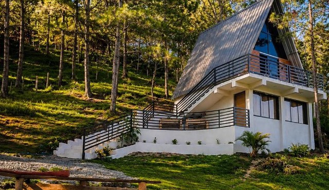 Villa vista a la montaña in Constanza