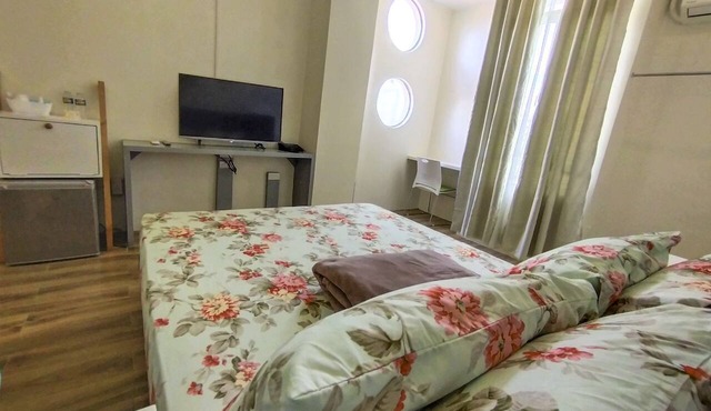 Zillion Pavilion Family & Business Hotel
