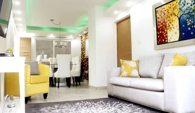 Zona Colonial NEW Luxury Apartment + Pools + Gym in Villa Duarte