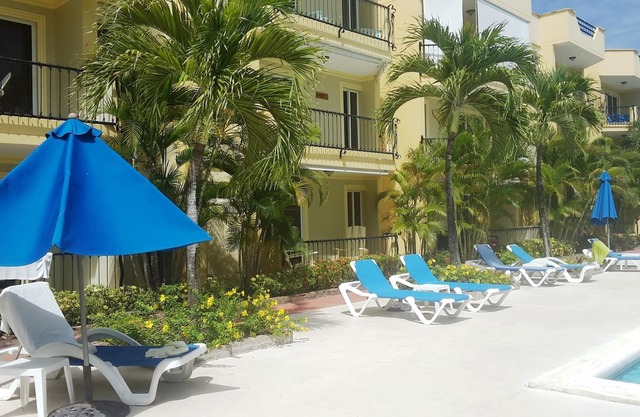 Resort Everything Cable 