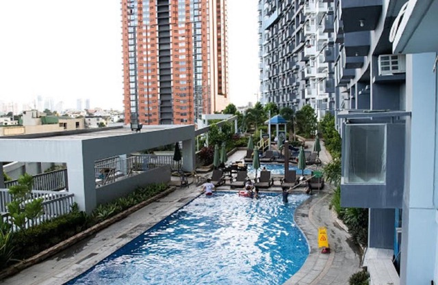 Cubao Manhattan Heights Unit 7A Tower D in Manila