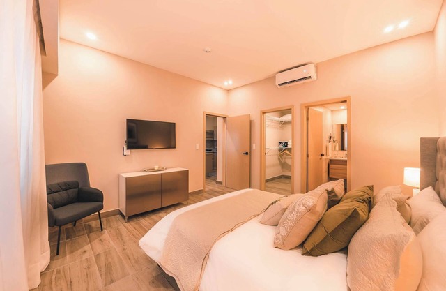Modern flat for 3 in Piantini | Gym & pool access in Santo Domingo de Guzmán