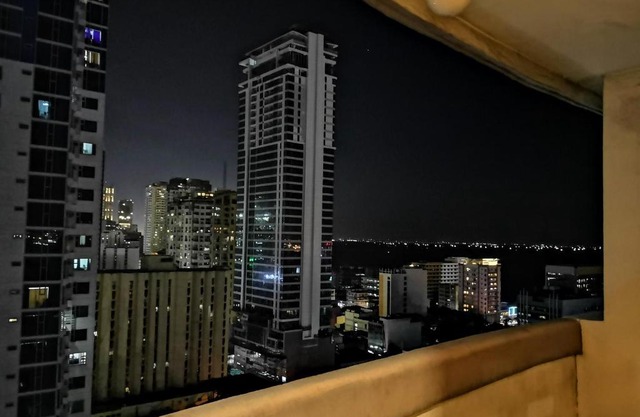 Simple Room for a Convenient Manila Experience