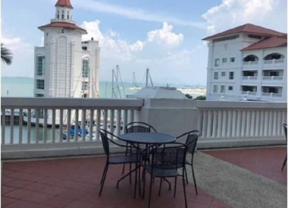 Straits Quay Apartment Marina View in Tanjong Tokong
