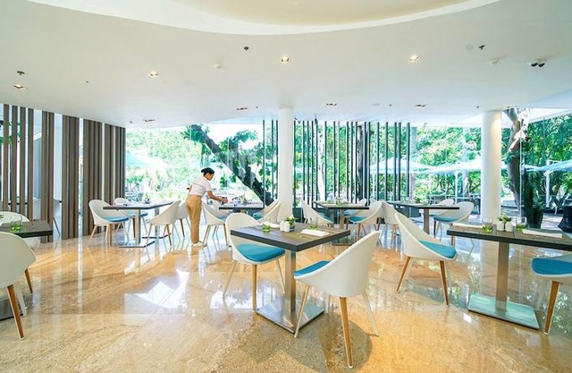 Tambuli Seaside Resort and Spa