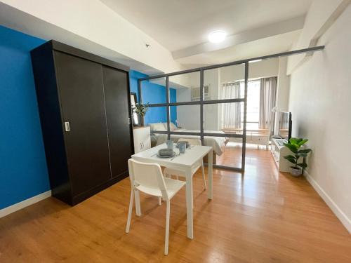 Ermita Apartment | 1 BR Condo in Manila near US Embassy & St Lukes