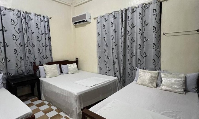 Lucap House | 100 m² Bungalow ∙ 2 bedrooms ∙ 15 guests