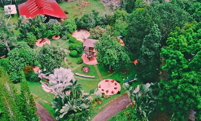 Davao Hotel | 100 m² Hotel ∙ 4 bedrooms ∙ 10 guests