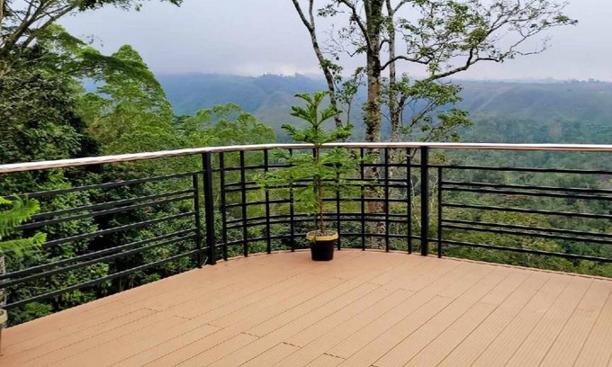 Manolo Fortich House | 100 m² House ∙ 1 bedroom ∙ 12 guests