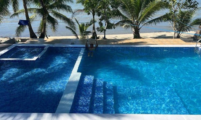 Basey House | 100 m² House ∙ 2 bedrooms ∙ 12 guests