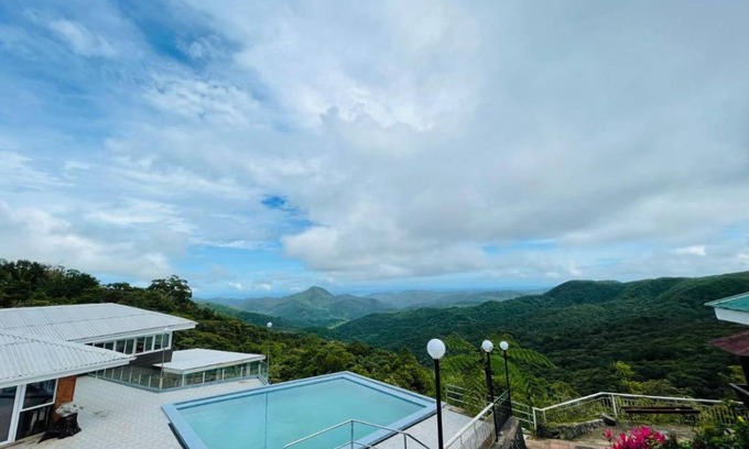 Real Resort | 100 m² Resort ∙ 15 guests