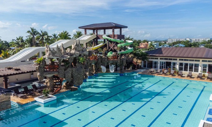 Tacloban Resort | 104 m² Resort ∙ 3 guests