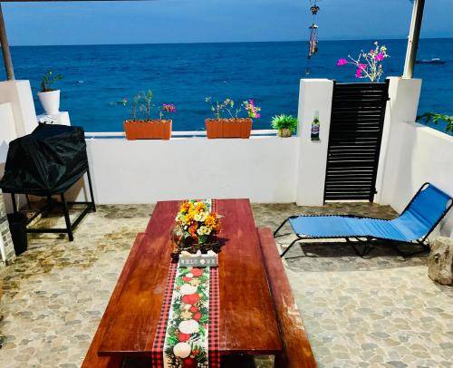 Oslob House | 110 m² House ∙ 3 bedrooms ∙ 12 guests