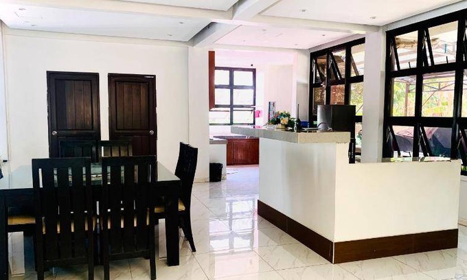 Taytay Apartment | 120 m² Apartment ∙ 2 bedrooms ∙ 11 guests