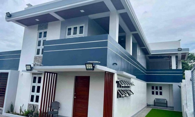 Camalig House | 120 m² House ∙ 2 bedrooms ∙ 12 guests