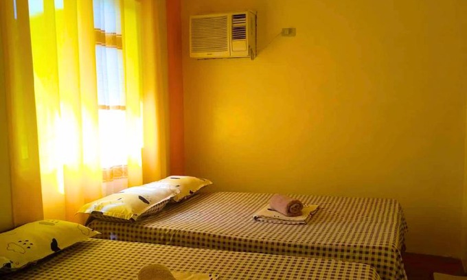 Caramoan House | 1368 m² House ∙ 1 bedroom ∙ 6 guests
