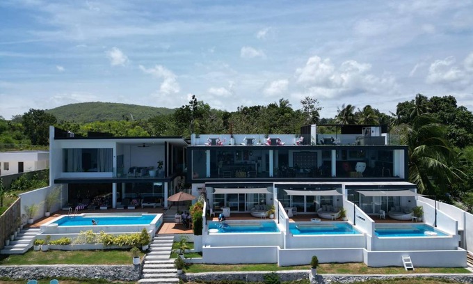 Dauis Hotel | 150 m² Hotel ∙ 4 guests