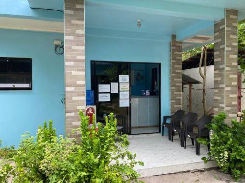 Daanbantayan Bed & Breakfast | 18 m² Bed and breakfast ∙ 2 guests