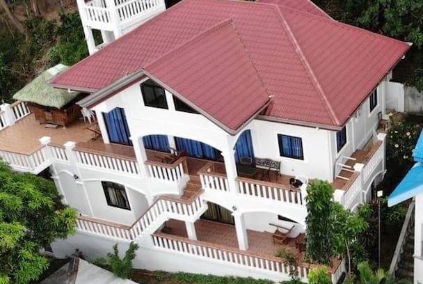 Puerto Galera House | 180 m² House ∙ 4 bedrooms ∙ 13 guests
