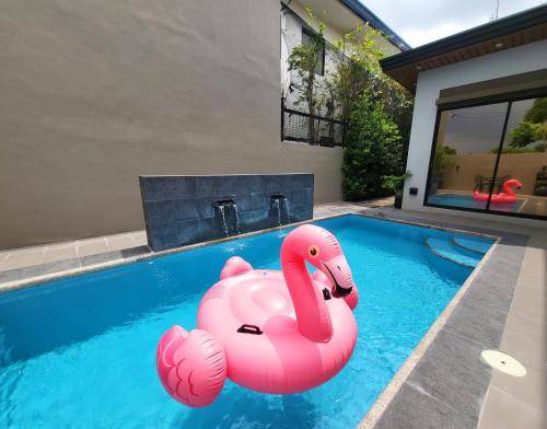 Angeles City House | 204 m² House ∙ 3 bedrooms ∙ 8 guests