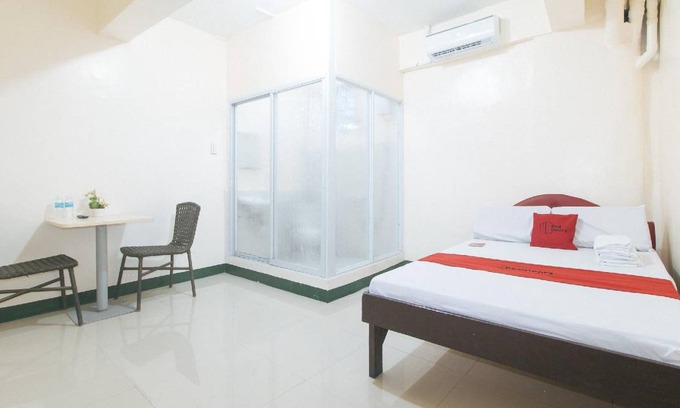 Taguig Hotel | 24 m² Hotel ∙ 4 guests