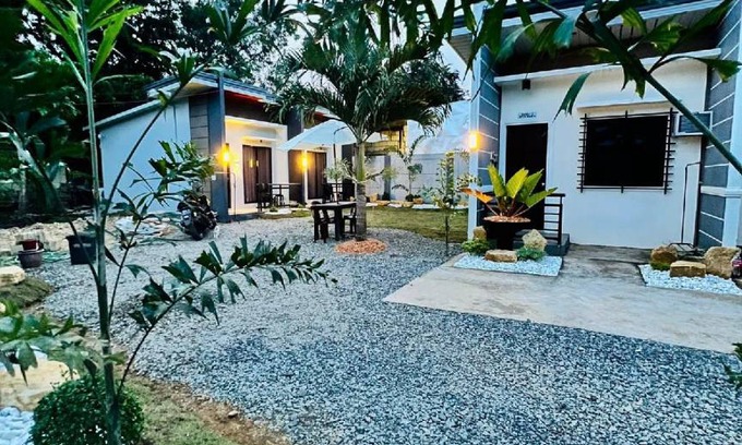 Dauis House | 24 m² Motel ∙ 4 guests
