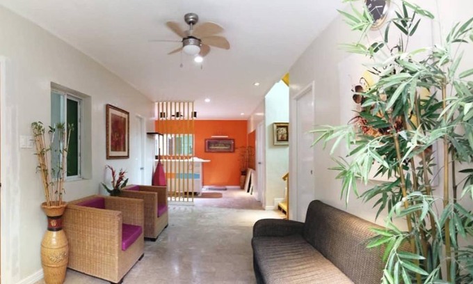 Las Pinas Hotel | 25 m² Hotel ∙ 8 guests