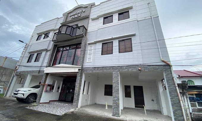 Calapan Hotel | 27 m² Hotel ∙ 4 guests
