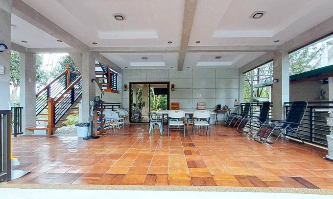 Alitagtag Hotel | 30 m² Hotel ∙ 11 guests