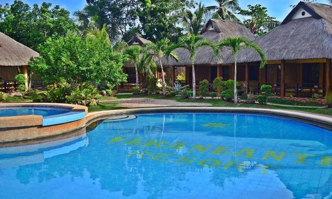 Looc Resort | 30 m² Resort ∙ 127 guests