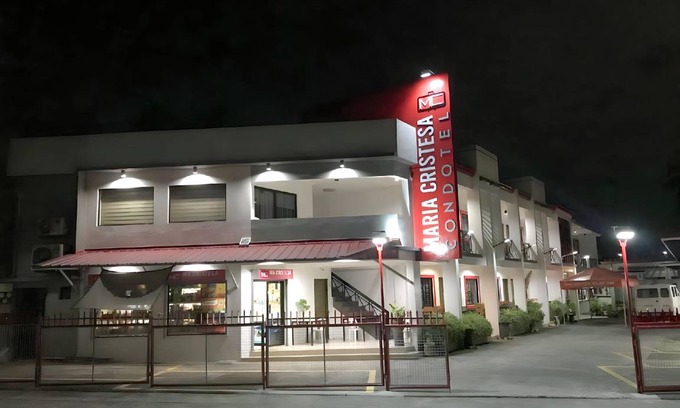 Tayabas City Hotel | 32 m² Hotel ∙ 4 guests