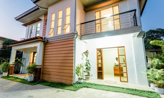 Vigan House | 350 m² House ∙ 4 bedrooms ∙ 26 guests