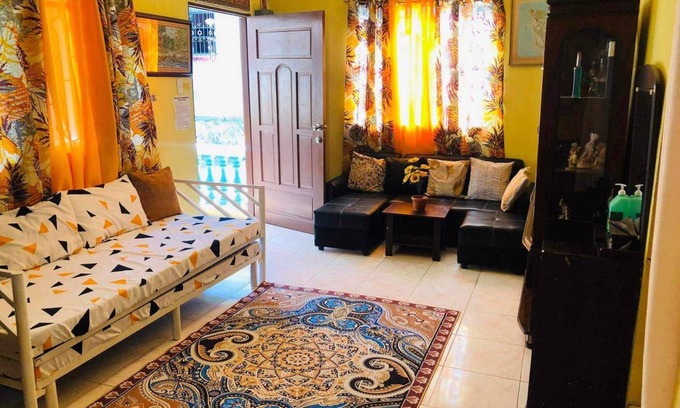 Bantay House | 500 m² House ∙ 1 bedroom ∙ 8 guests